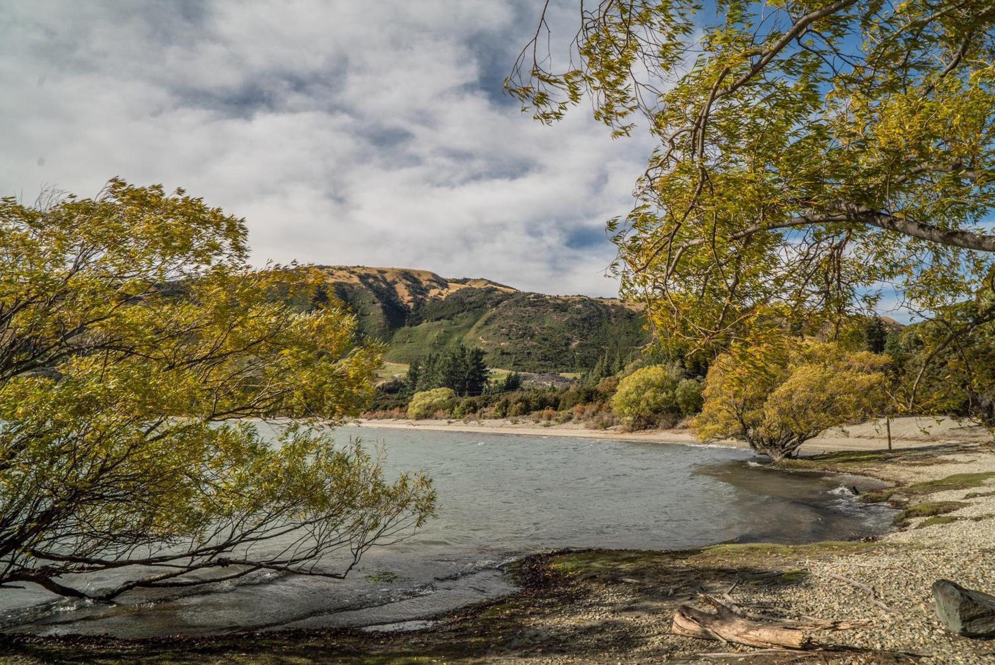 Mt Gold Glamping Hotel Wanaka Bagian luar foto