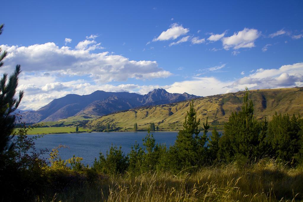 Mt Gold Glamping Hotel Wanaka Bagian luar foto