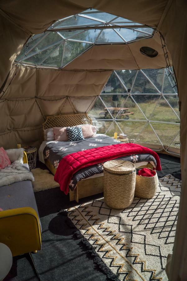 Mt Gold Glamping Hotel Wanaka Bagian luar foto